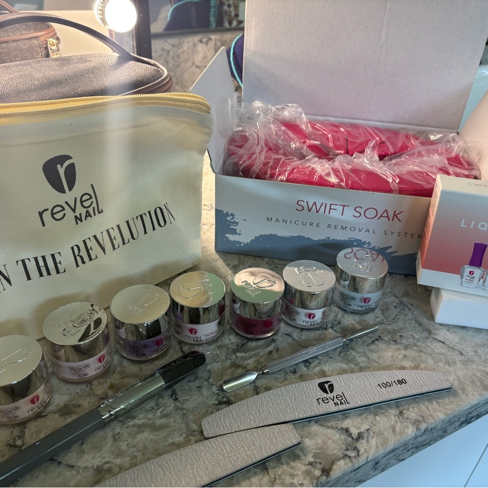 Revel Nail Pink Manicure Soak Kit with Accessories